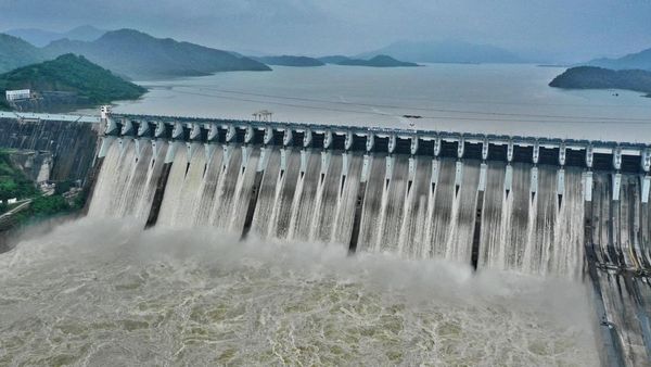 Gujarat Rain : ગુજરાતના 76 ડેમ હાઈએલર્ટ પર, સરદાર સરોવર ડેમ ૭૬.૪૦ ટકા ભરાયો