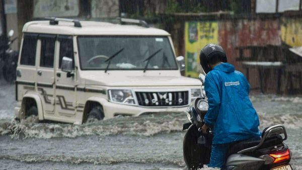 Halol Heavy Rain: પંચમહાલના હાલોલમાં આભ ફાટ્યા જેવી સ્થિતિ, 4 કલાકમાં સાડા આઠ ઈંચ વરસાદ ખાબકતા જળબંબાકાર