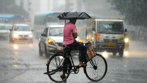 Gujarat Weather: રાજ્યમાં આગામી 7 દિવસ સુધી રહેશે વરસાદી માહોલ, જાણો લેટેસ્ટ આગાહી