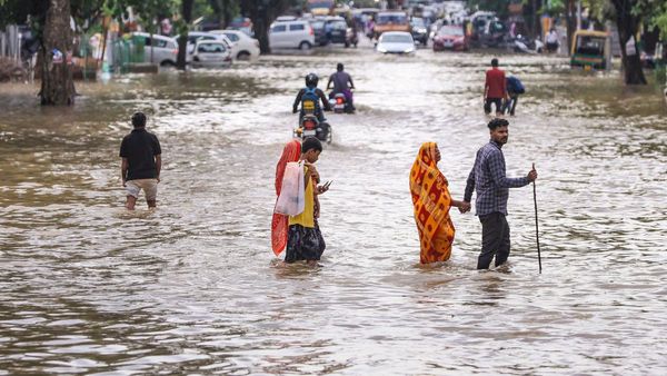 Gujarat Weather: રાજ્યમાં બે વરસાદી સિસ્ટમ થઈ સક્રિય, દક્ષિણ ગુજરાત અને સૌરાષ્ટ્રમાં આજે અતિભારે વરસાદની આગાહી