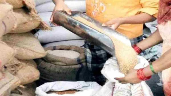 Gujarat News: રાજ્યમાં આ રેશનકાર્ડ ધારકોને નહીં મળે અનાજ, 55 લાખને સરકારે ફટકારી નોટીસ