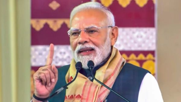 Assamના દરાંગમાં ગર્જ્યા PM મોદી, કહ્યું- હું ભગવાન શિવનો ભક્ત છું, બધુ ઝેર ગળી જાઉં છું