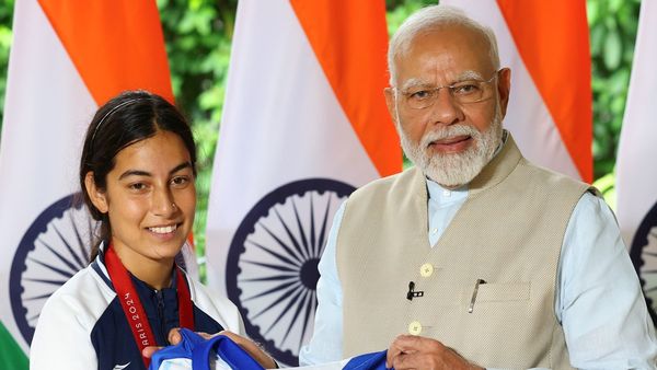 World Para Archery championshipમાં શીતલ દેવીએ રચ્યો ઈતિહાસ, 18 વર્ષની ઉંમરે બની વર્લ્ડ ચેમ્પિયન