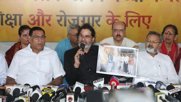 Bihar election 2025 : જન સુરાજના ઉમેદવારોને ધમકાવાઈ રહ્યાનો પ્રશાંત કિશોરનો આરોપ