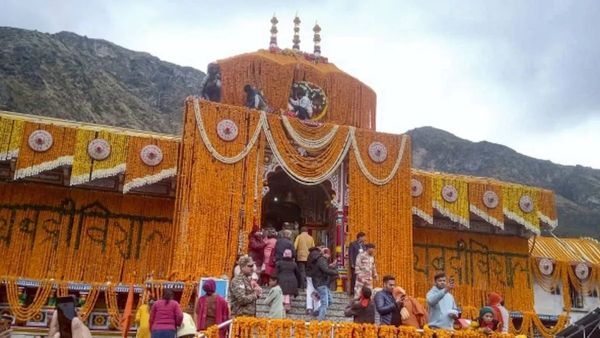 Badrinath Dham: બદ્રીનાથ ધામના દરવાજા બપોરે 2:56 વાગ્યે બંધ થશે, 16.60 લાખ ભક્તોએ દર્શન કર્યા