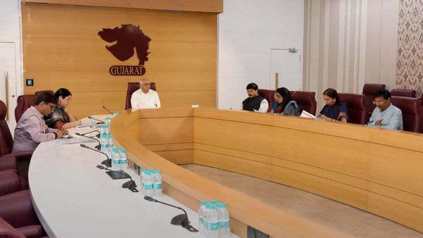 Gujarat News: કમોસમી વરસાદથી થયેલા નુકસાન અંગે CM ભૂપેન્દ્ર પટેલની મહત્વપૂર્ણ બેઠક, જાણો ખેડૂતો માટે શું કહ્યુ