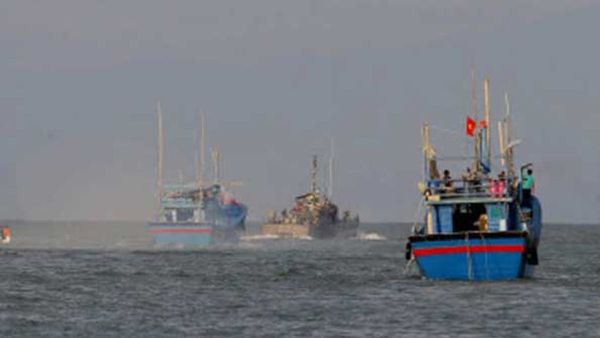 પાકિસ્તાનની વધુ એક નાપાક હરકત, બોટ સાથે 7 માછીમારોનું અપરહણ