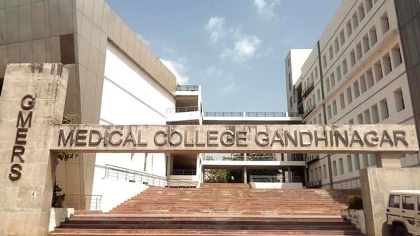 ગાંધીનગર GMERS મેડિકલ કોલેજ રેગિંગ કેસમાં 7 વિદ્યાર્થીઓને સસ્પેન્ડ કરાયા