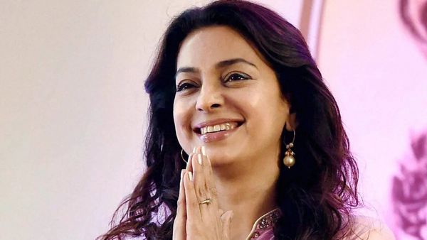 Juhi Chawla Net Worth: ભારતની સૌથી ધનિક અભિનેત્રી છે જુહી ચાવલા, 58 વર્ષની ઉંમરે છાપ્યા 4600 કરોડ રૂપિયા