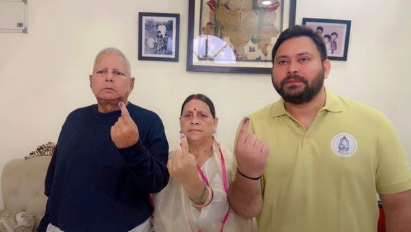 Bihar Election 2025: લાલુ યાદવનો કટાક્ષ, રોટલી તવામાં ફેરવવી જોઈએ નહીં તો તે બળી જશે, 20 વર્ષ પૂરતા છે!