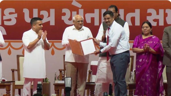 Gujarat News: CM ભૂપેન્દ્ર પટેલે 4473 યુવાનોને સરકારી નોકરીના નિમણૂક પત્રો એનાયત કર્યા