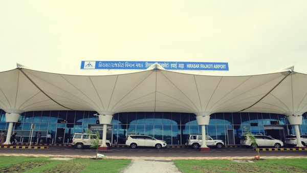 રાજકોટ હિરાસર એરપોર્ટની સુરક્ષા પર ગંભીર સવાલ, 26 CCTV કેમેરા લાંબા સમયથી બંધ હાલતમાં