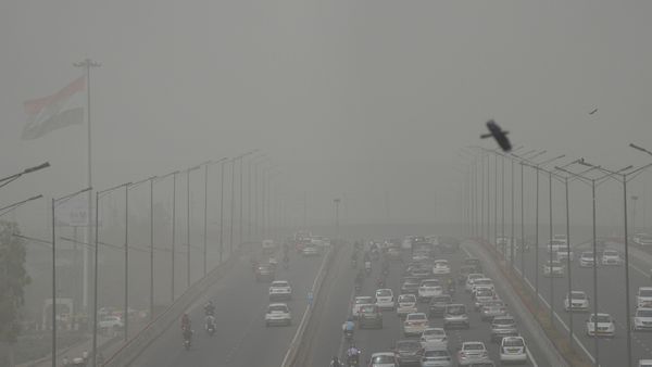Air Pollution: અમદાવાદમાં હવા બની ઝેરીલી, જાણો કયા વિસ્તારમાં નોંધાયું સૌથી વધારે પ્રદૂષણ