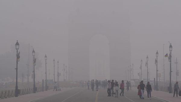 Weather News: દિલ્હી-NCRમાં પ્રદૂષણ અને ઠંડીનો કહેર, જાણો હવામાન વિભાગની આગાહી