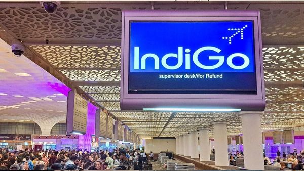 IndiGo Flight Crisis: સતત નવમા દિવસે ફ્લાઇટ રદ થવાનો સિલસિલો ચાલુ, મુસાફરોની મુશ્કેલીઓમાં વધારો