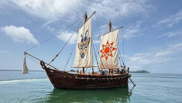 બે હજાર વર્ષ જૂની તકનીકથી બનેલુ INSV કૌંડિન્યા પોરબંદરથી ઓમાન જવા રવાના થયુ, જાણો ખાસિયત