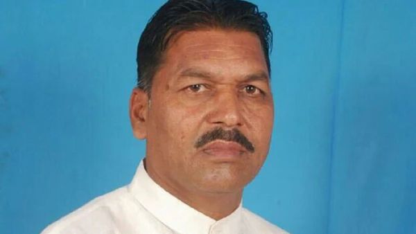 ડાંગ ભાજપમાં ગાબડું, પૂર્વ ધારાસભ્ય મંગળ ગાવિત કોંગ્રેસમાં જોડાયા