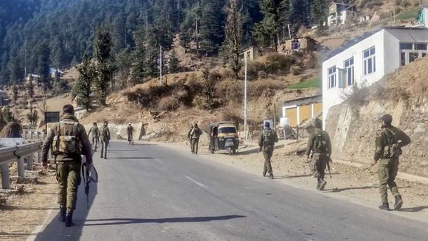 Doda Accident : ફરજ પર જઈ રહેલા સૈનિકો સાથે અકસ્માત, 10 જવાનોના મોત