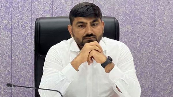 કરોડોના કૌભાંડી સસ્પેન્ડેડ કલેક્ટર રાજેન્દ્ર પટેલને જેલ હવાલે કરાયા