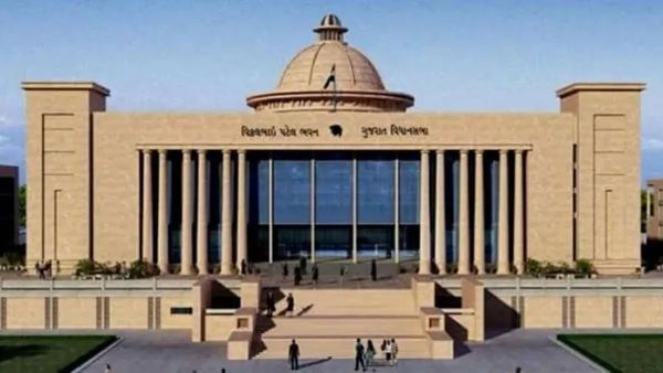 મુખ્યમંત્રી ભૂપેન્દ્ર પટેલે વંદે માતરમ ગીતના 150 વર્ષ પૂર્ણ થતા ઉજવણી માટે વિધાનસભામાં ઠરાવ રજુ કર્યો