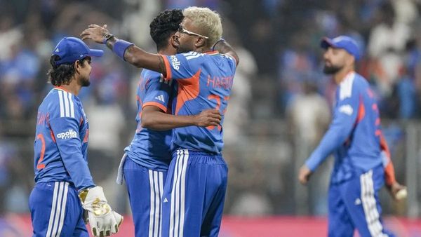 IND vs SA: સુપર 8 પહેલા ભારતને મળ્યા ખરાબ સમાચાર, દિગ્ગજ ખેલાડીને થઈ ઈજા? ટીમમાં મચી દોડધામ