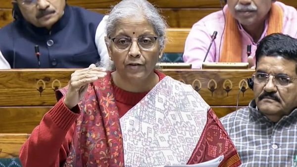 Budget 2026 : હવે અકસ્માત દરમિયાન વાપરેલા રૂપિયા પર ટેક્સ નહીં લાગે, બજેટમાં મોટી જાહેરાત