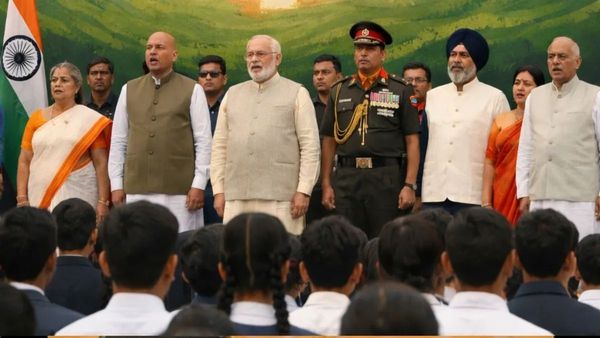 Vande Mataram New Rule: હવે 'જન ગણ મન' પહેલાં વાગશે ‘વંદે માતરમ્’, શું છે કેન્દ્ર સરકારનો નવો નિયમ?