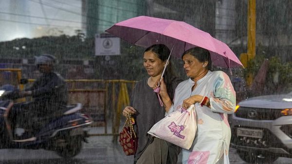 રંગમાં પડશે ભંગ? આસામ-જમ્મુ કાશ્મીર સહિત 6 રાજ્યોમાં વરસાદની આશંકા, શું દિલ્હીમાં થશે વરસાદ?