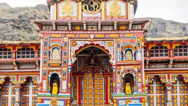 પરંપરાગત વિધિઓ સાથે ચાર ધામ યાત્રા માટે બદ્રીનાથ ધામ ખુલ્યું