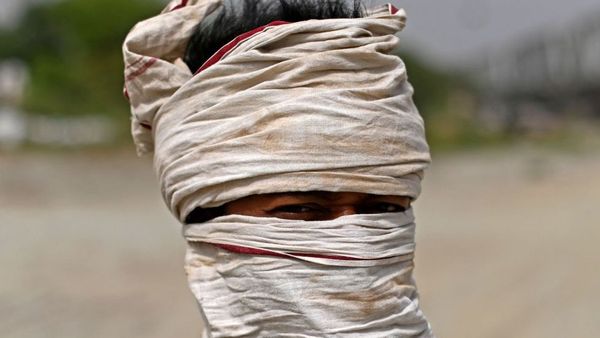 ગુજરાતમાં પડી રહેલી કાળઝાળ ગરમીને લોકો ગંભીરતાથી કેમ નથી લઈ રહ્યા?