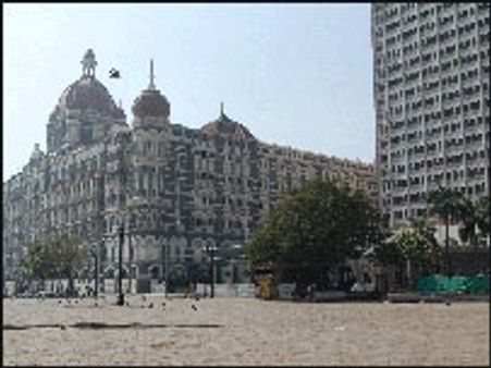 उदैया को 'अमरीकी ले गए थे'