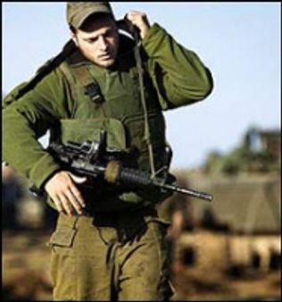 गज़ाः पहले चेतावनी फिर हमले