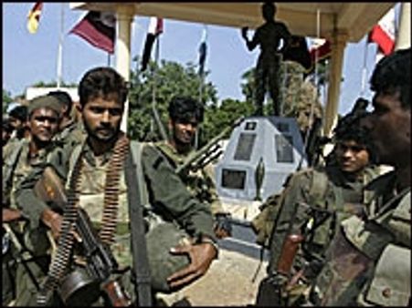 श्रीलंका की सेना का अहम केंद्र पर कब्ज़ा