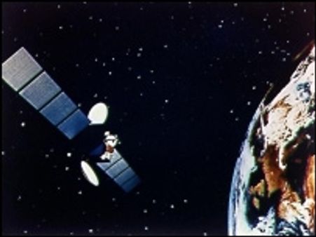 पहली बार अंतरिक्ष में उपग्रह टकराए