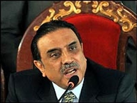 'पाकिस्तान वजूद की लड़ाई लड़ रहा है'