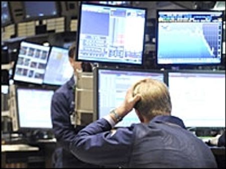 डाओ 12 साल के न्यूनतम स्तर पर