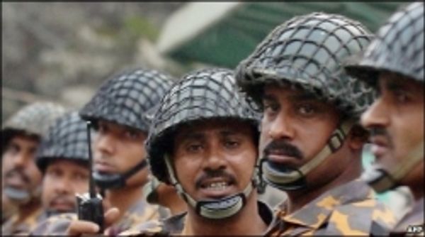 बांग्लादेश में 200 विद्रोही गिरफ़्तार