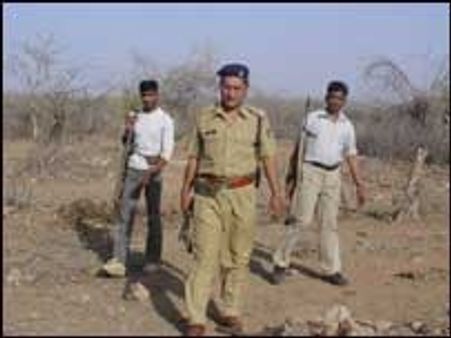 झारखंड: लोगों ने 12 डकैतों को मार डाला