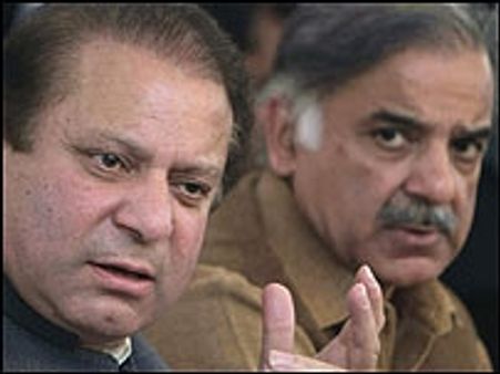 पाकिस्तान सरकार की शरीफ़ को चेतावनी