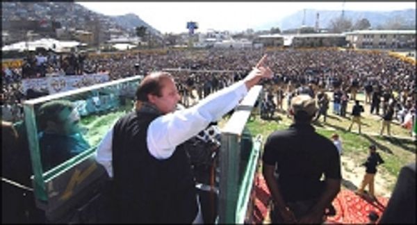 गिलानी ने की तनाव घटाने की कोशिश