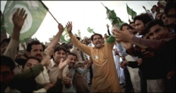 पाक में विपक्ष का मार्च, कई गिरफ़्तार