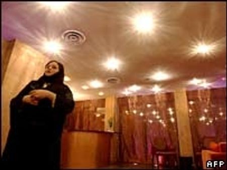 मध्य पूर्व में महिलाओं का एकमात्र होटल