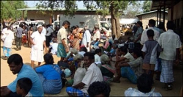 संघर्ष में फंसे लोगों को लेकर बढ़ती चिंता