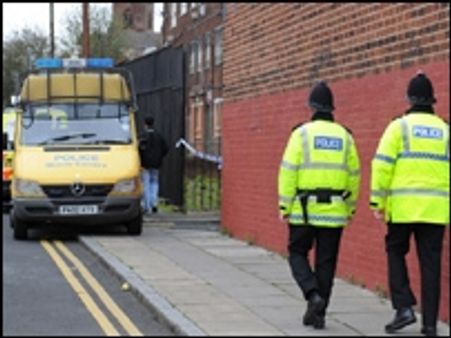 'आतंकी साज़िशों की जड़ पाकिस्तान में'