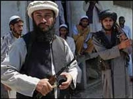 बुनेर में पाकिस्तानी सेना के हवाई हमले