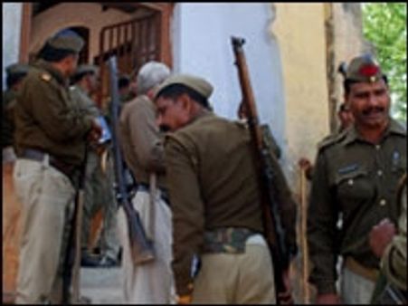 बर्ख़ास्त पुलिसकर्मी हुए बहाल