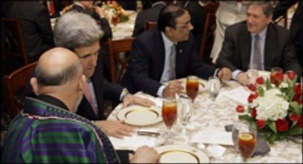 लड़ाई को अंजाम तक पहुँचाएँगे: ज़रदारी