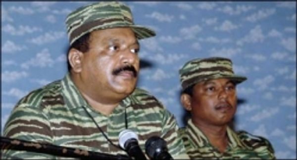 'तमिल विद्रोही नेता प्रभाकरण का शव बरामद'