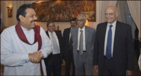 छह महीने के अंदर पुनर्वास का वादा