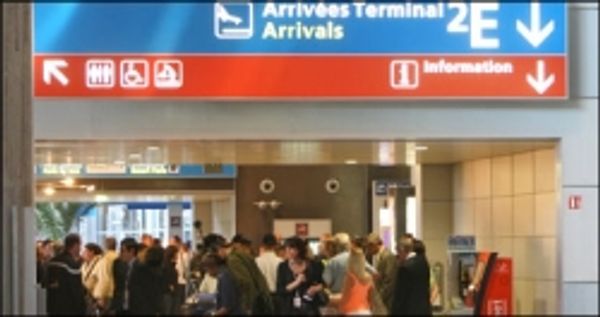 लापता विमान के यात्रियों का बचना मुश्किल